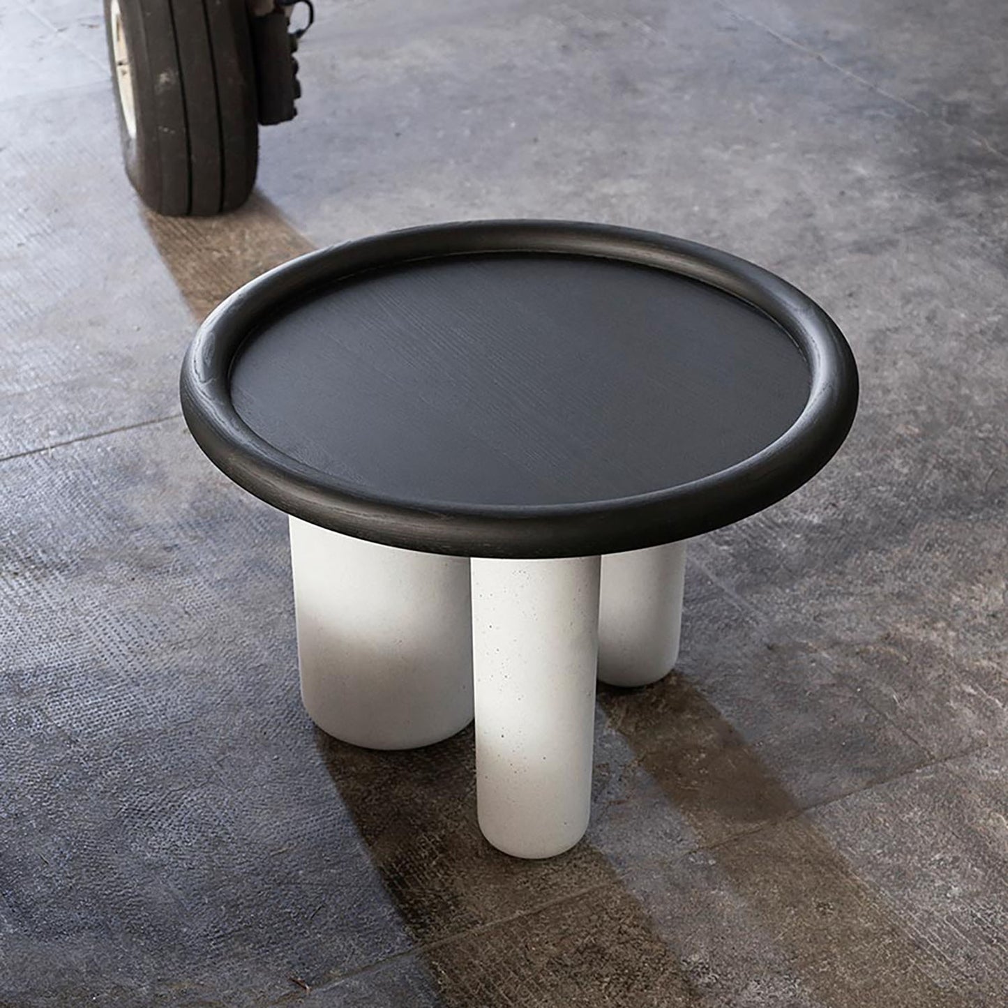 PLUTO SIDE TABLE - TACCHINI