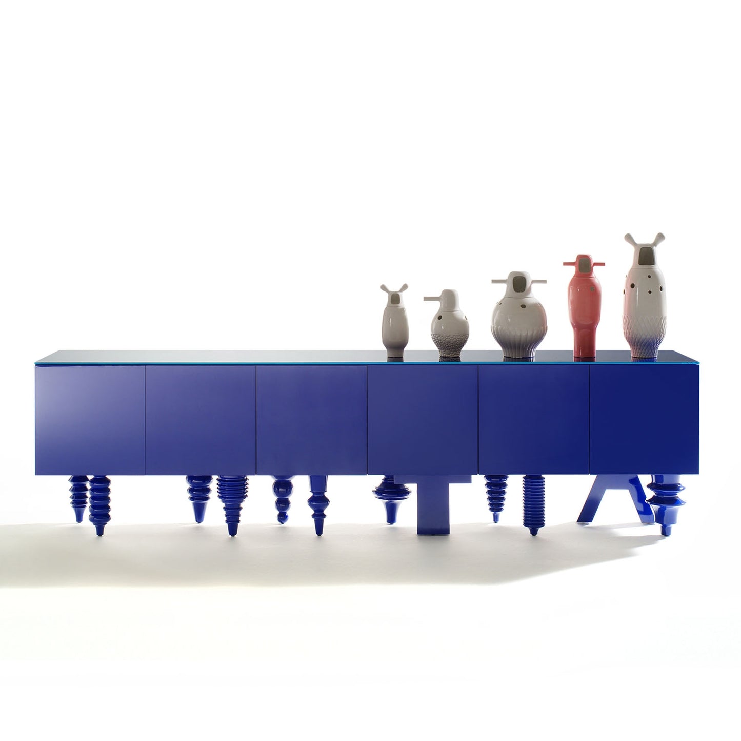MULTILEG SHOWTIME CABINET – BD BARCELONA DESIGN