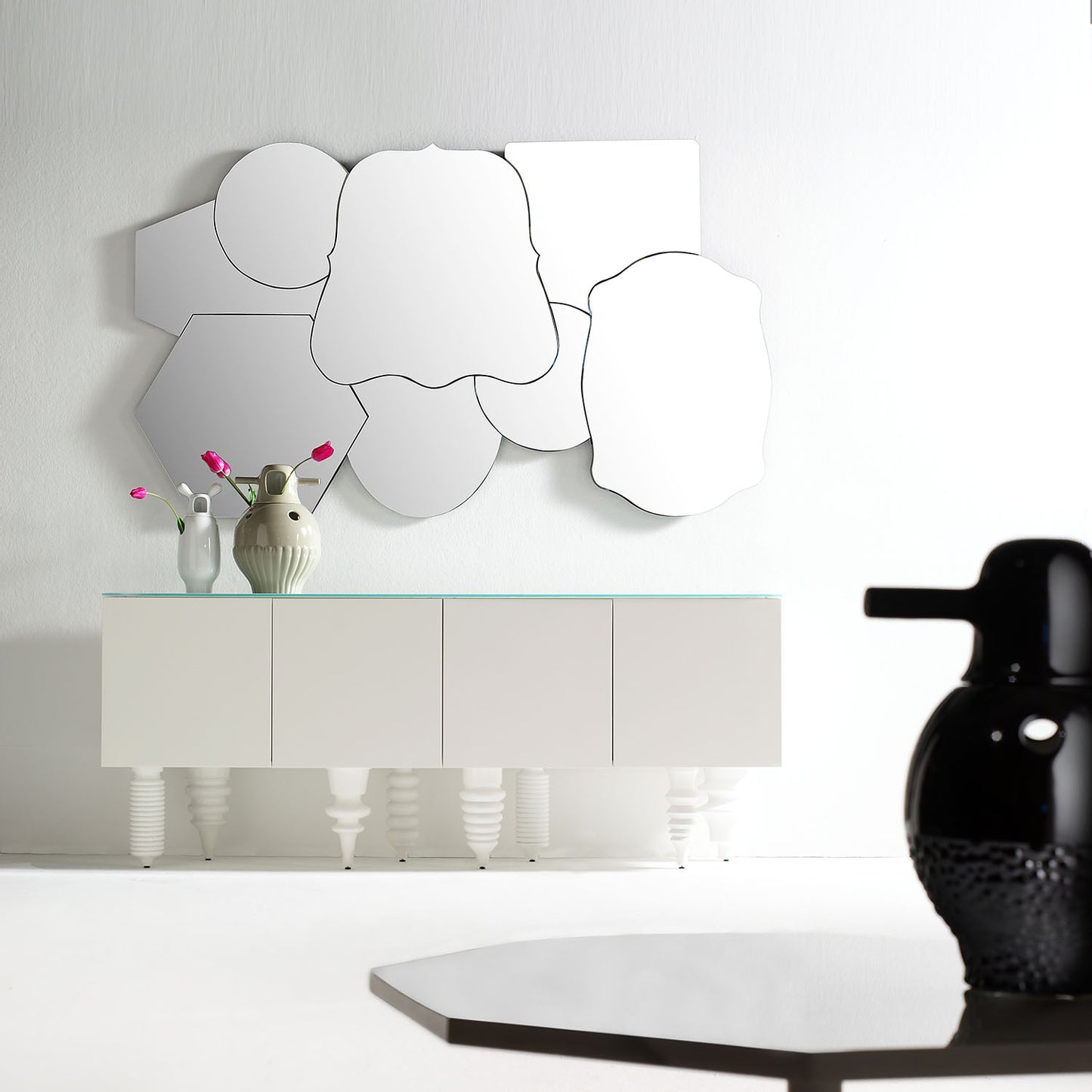 MULTILEG SHOWTIME CABINET – BD BARCELONA DESIGN